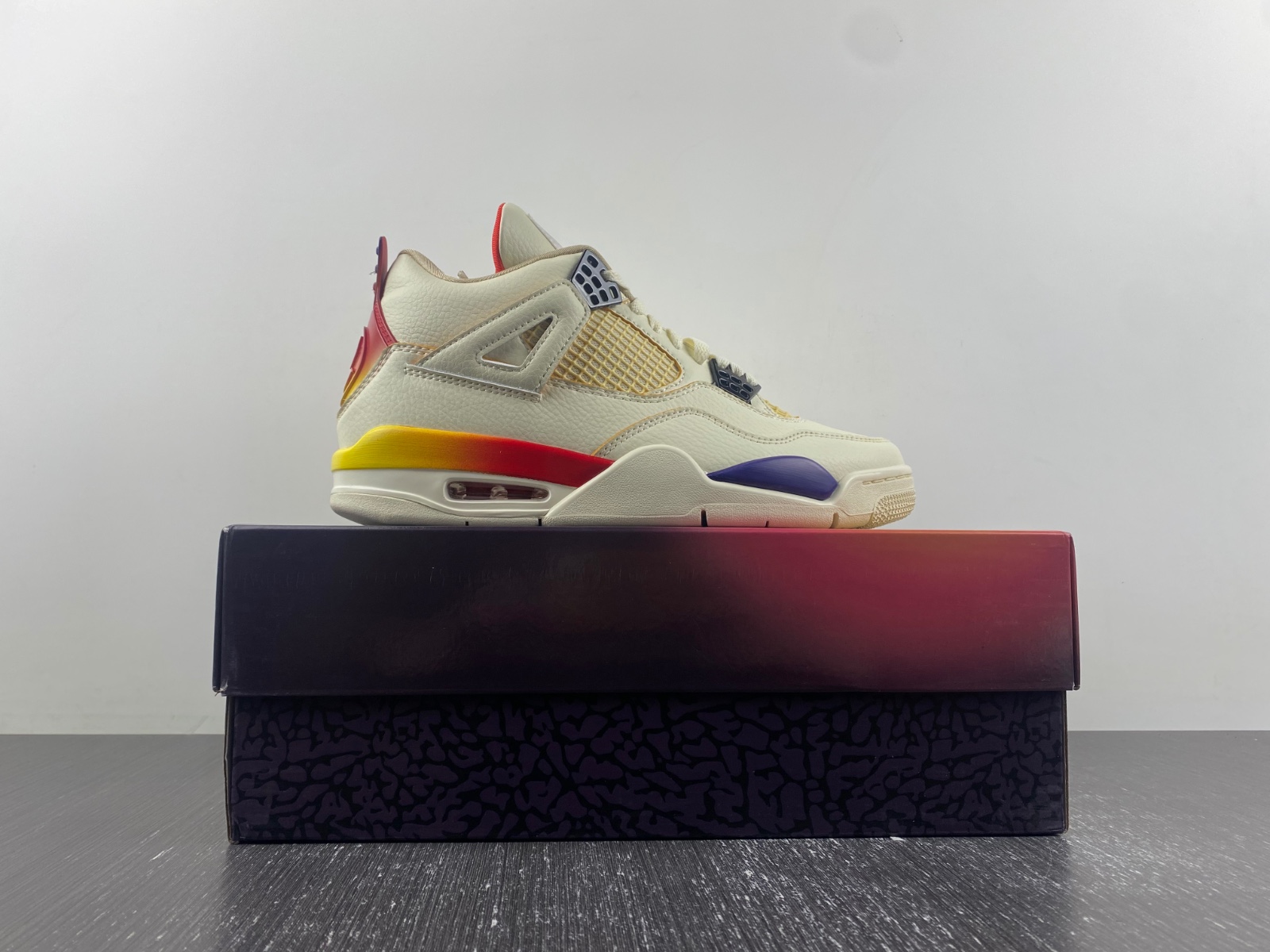 J Balvin x Air Jordan4 customize