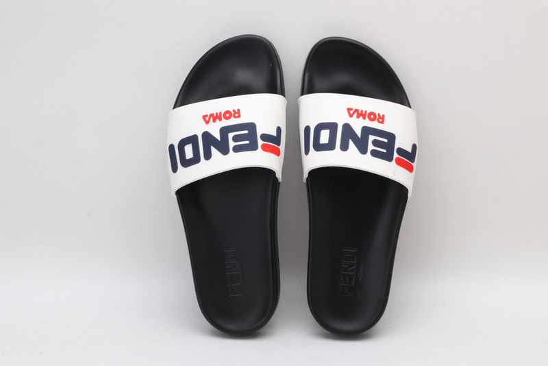 FEN* Slippers