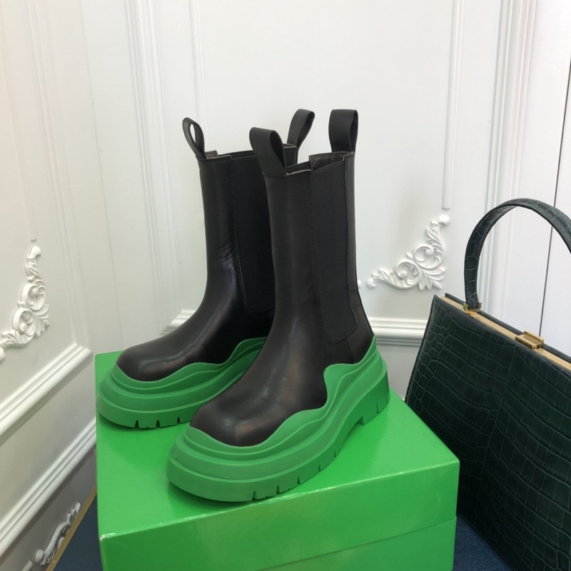 b0tte*a Ven*ta tire leather ankle boots