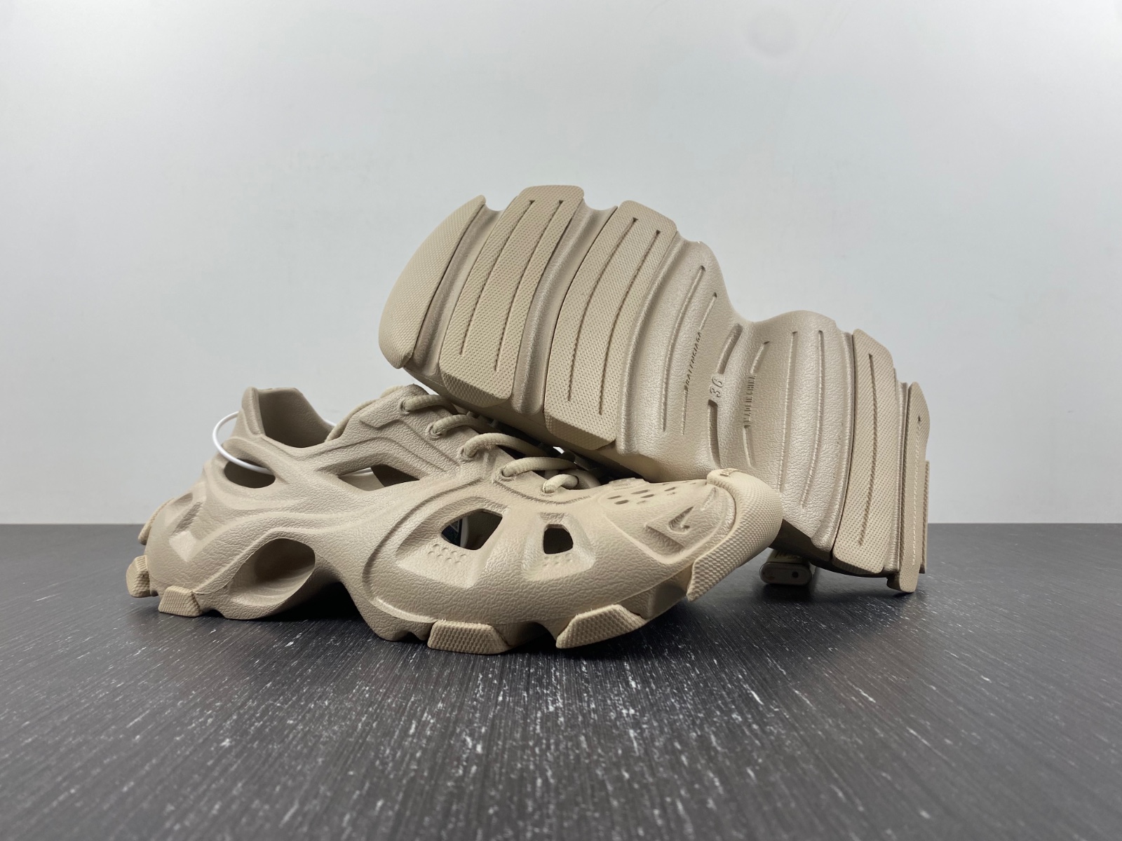 BLC* HD Lace-Up Sneaker