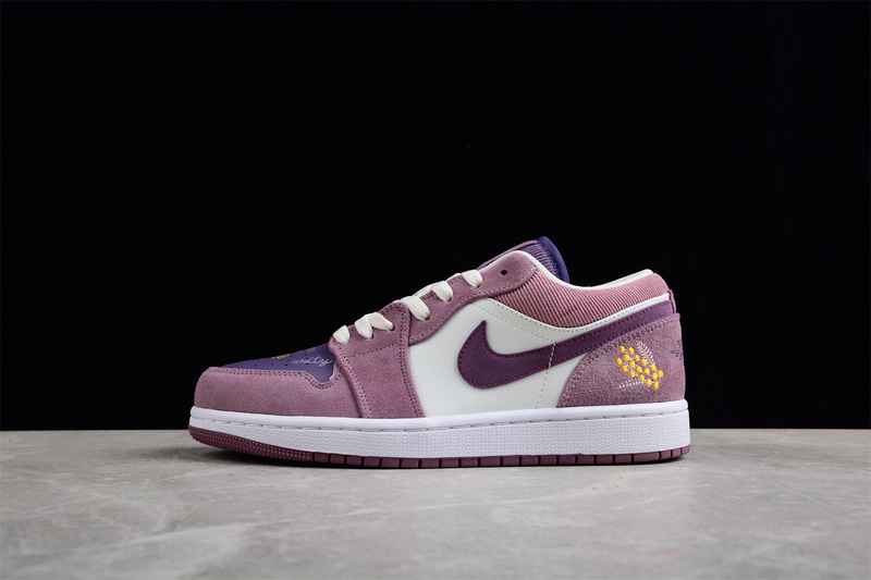 Air Jordan 1 Low 