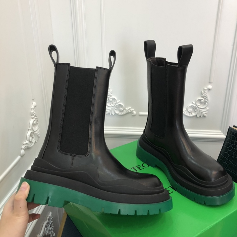 b0tte*a Ven*ta tire leather ankle boots