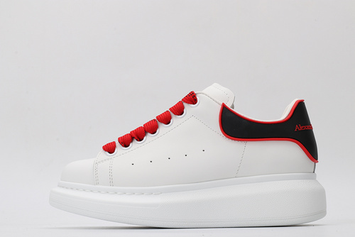 MCQUEEN OVERSIZED SNEAKER