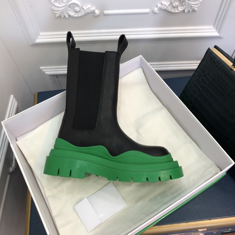 b0tte*a Ven*ta tire leather ankle boots
