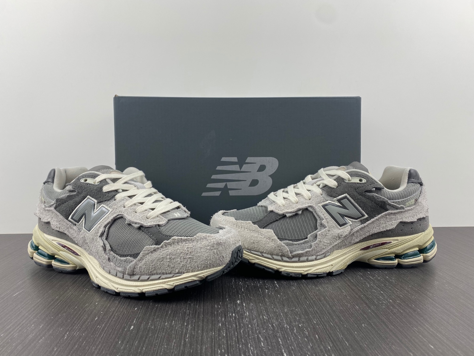 New Balance 2002R Protection Pack Rain Cloud - M2002RDA