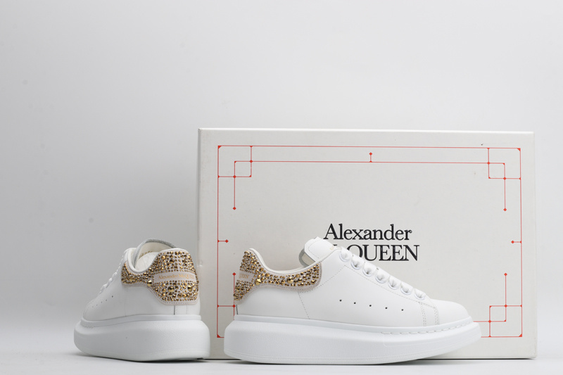 MCQUEEN OVERSIZED SNEAKER