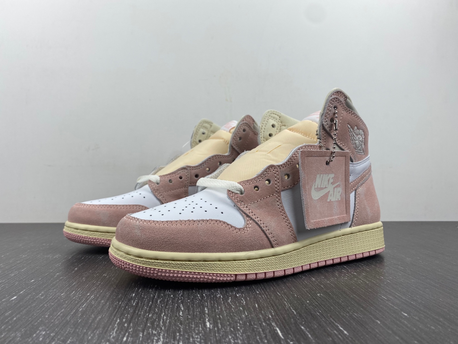 Air Jordan 1 Retro High OG 