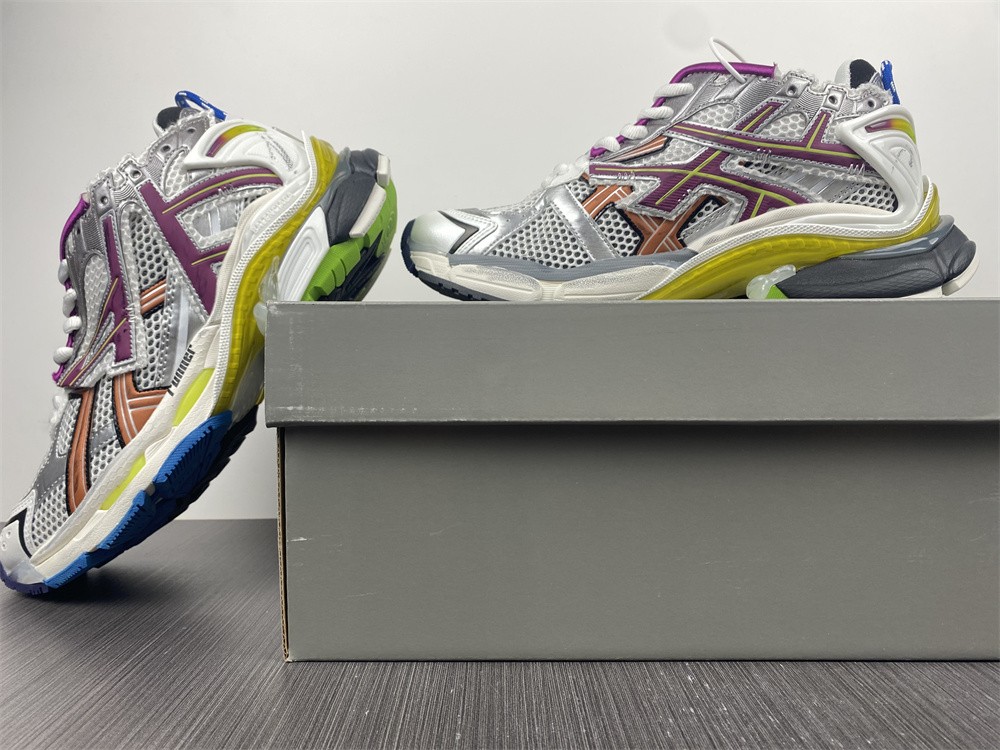 Balenciaga Runner Sneaker