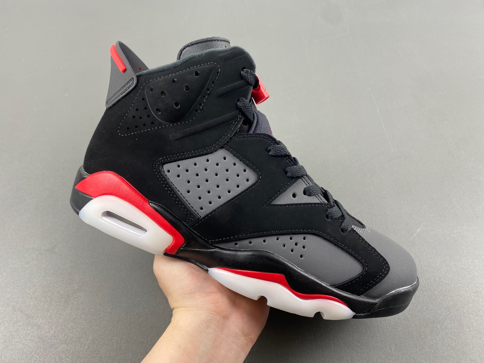 Air Jordan 6 “Fire Red”    CT8529-064