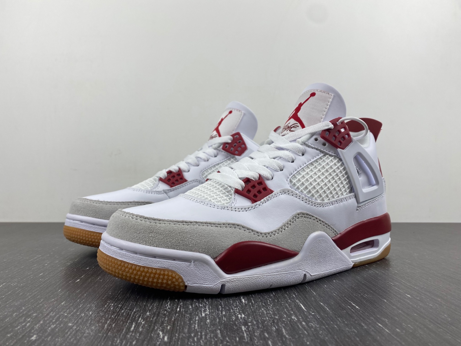 Nike SB x Air Jordan 4 customize