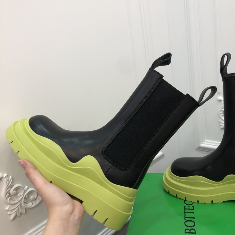 b0tte*a Ven*ta tire leather ankle boots
