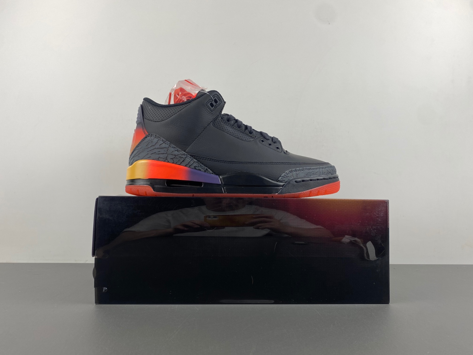 J Balvin x Air Jordan 3 "Rio"  FN0344-001