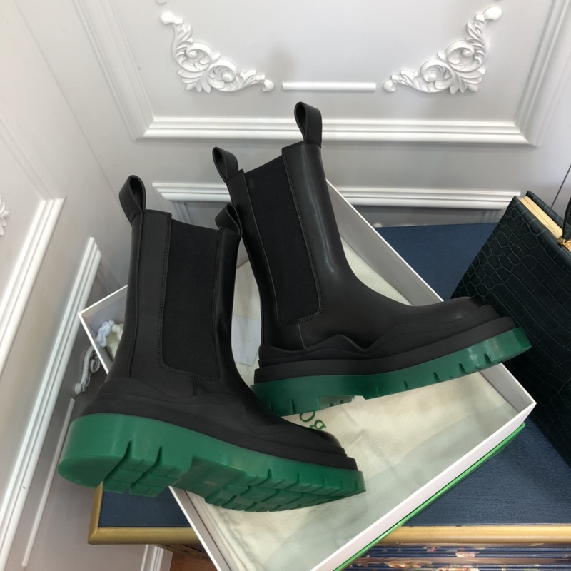 b0tte*a Ven*ta tire leather ankle boots