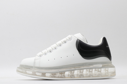 MCQUEEN OVERSIZED SNEAKER