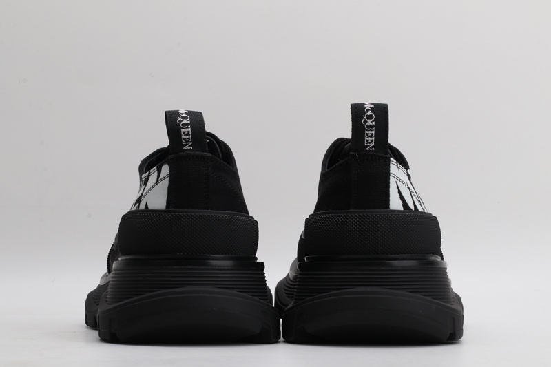 Mcqueen Tread Slick