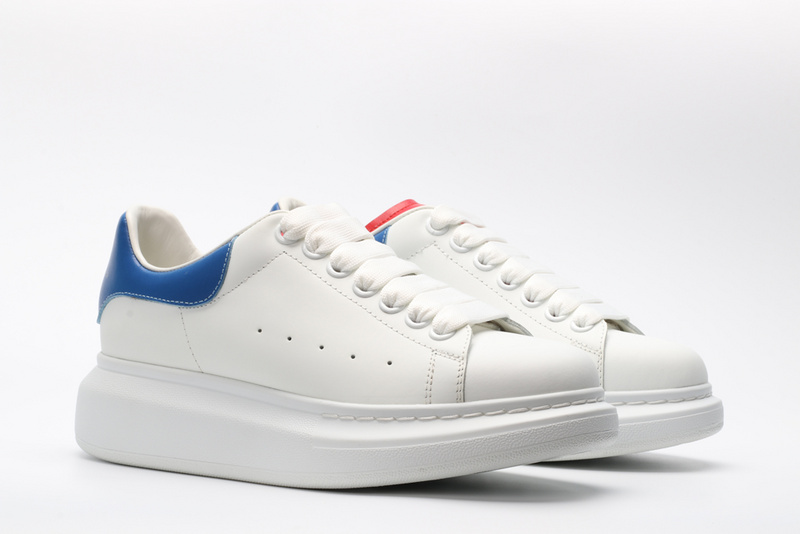 MCQUEEN OVERSIZED SNEAKER