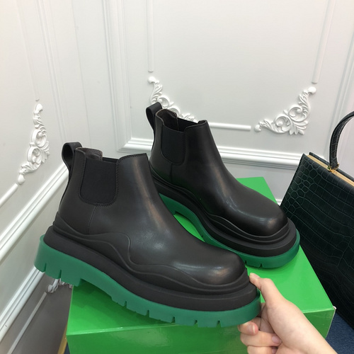 b0tte*a Ven*ta tire leather ankle boots