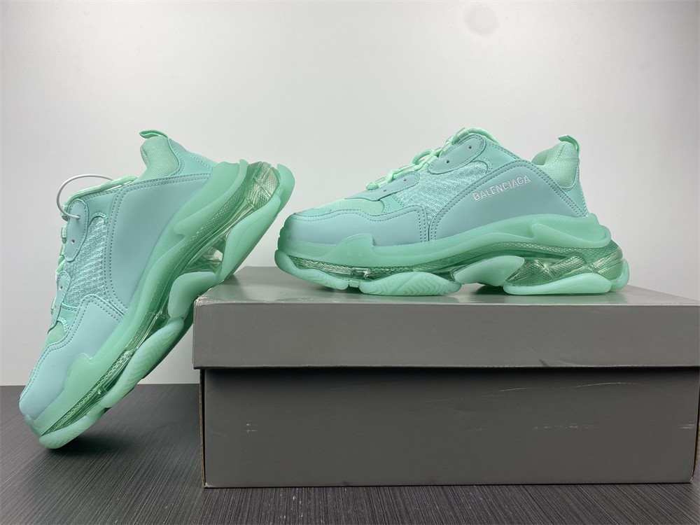 Balenciaga TRIPLE S TRAINER