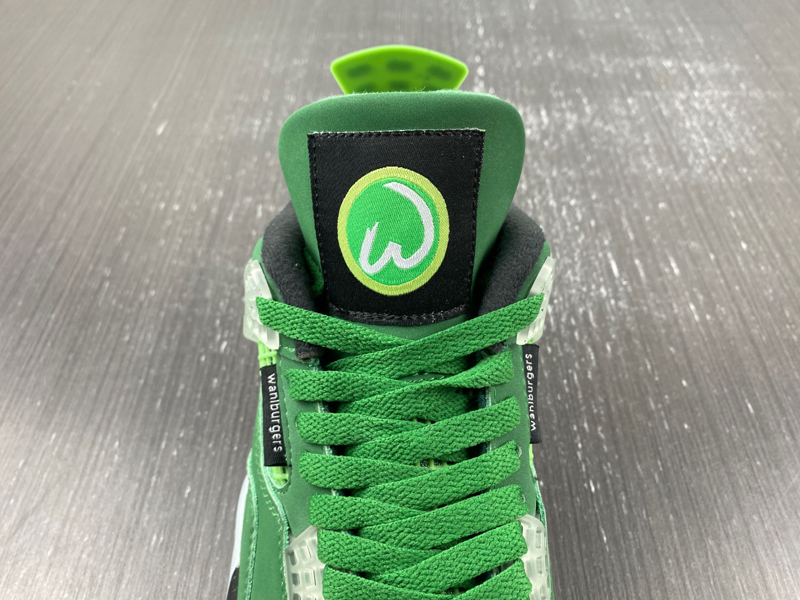 Nike  Air Jordan 4 PE customize