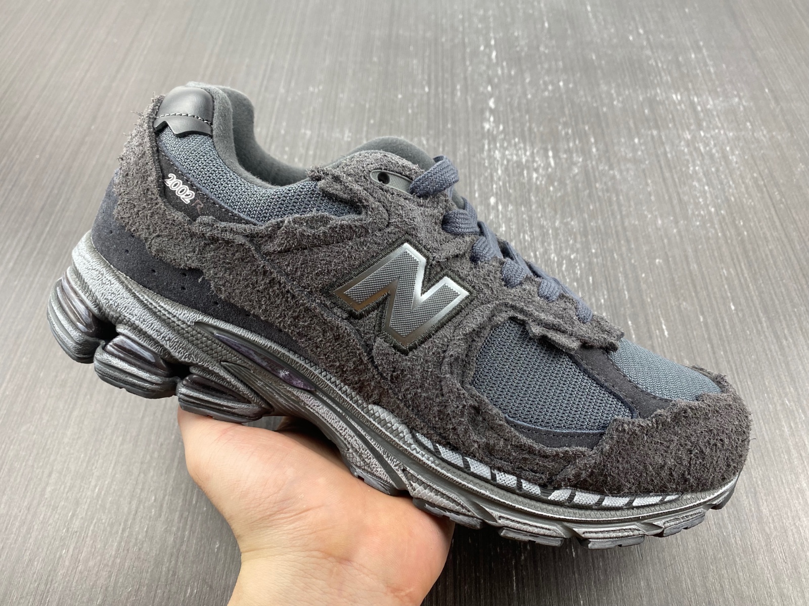 New Balance 2002R Protection Pack Phantom - M2002RDB