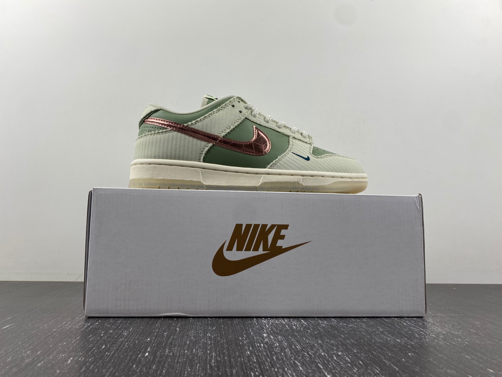 Kyler Murray x Dunk Low 