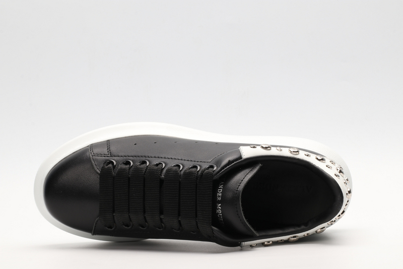 MCQUEEN OVERSIZED SNEAKER