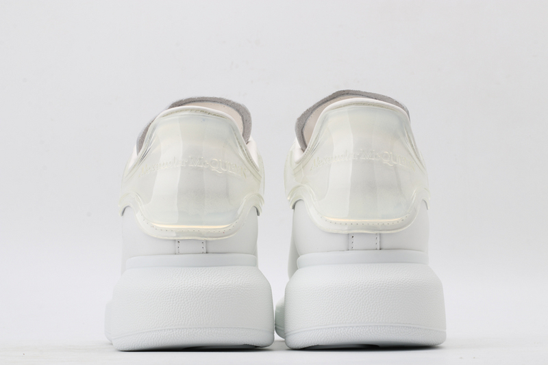 MCQUEEN OVERSIZED SNEAKER