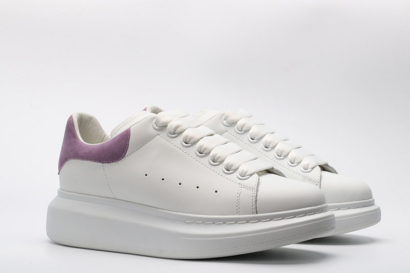 MCQUEEN OVERSIZED SNEAKER