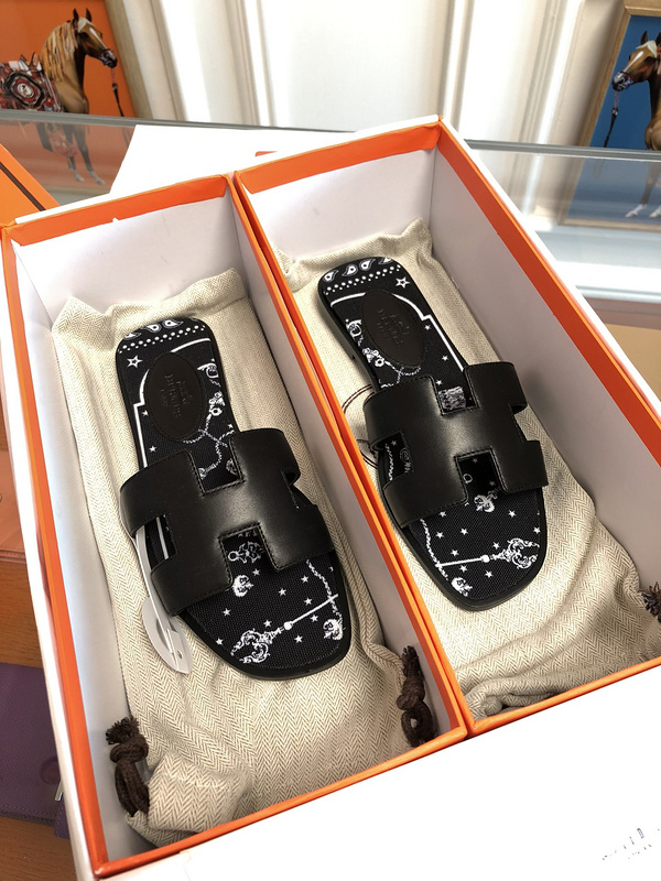 ORAN SANDAL
