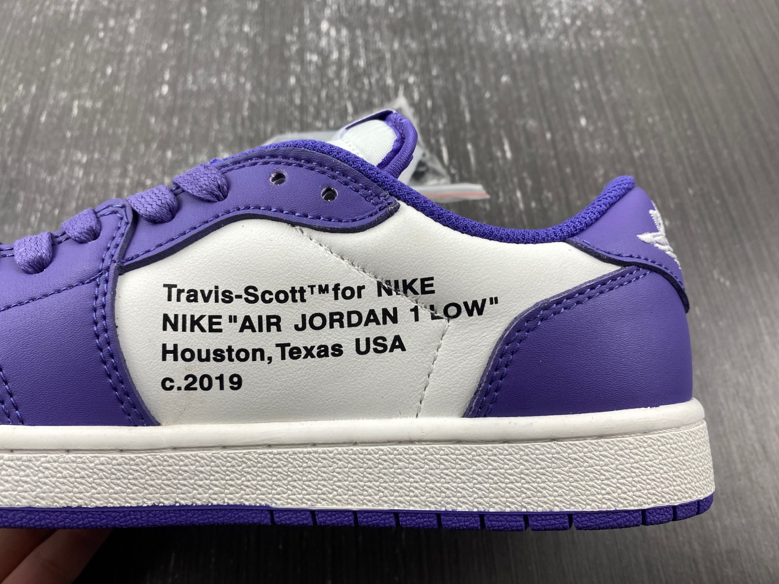 OFF-WHITE x Travis Scott x Air Jordan 1 custom