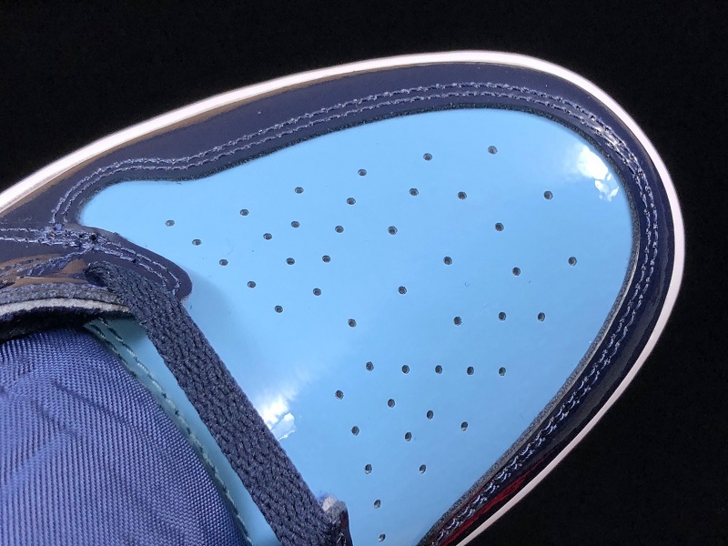 AIR JORDAN 1 RETRO HIGH OG 