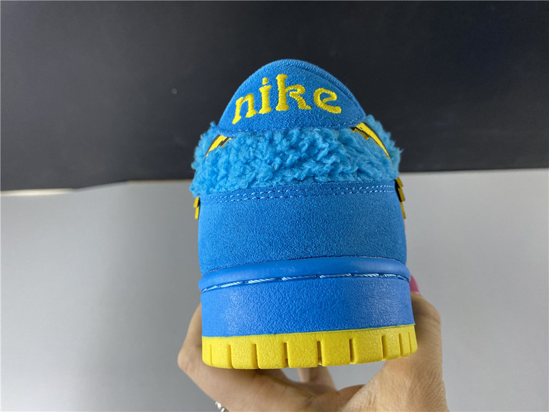 Nike SB Dunk Low Grateful Dead Bears CJ5378-400