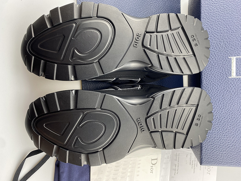 DIOR B30 SNEAKER
