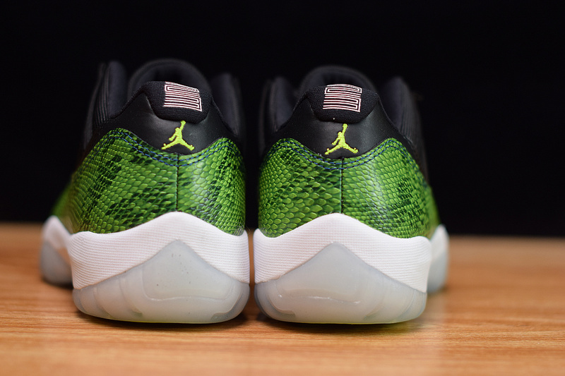 Air Jordan 11 Retro Low 