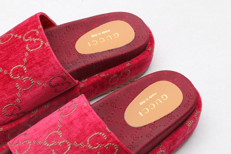 GUCCI WOMEN