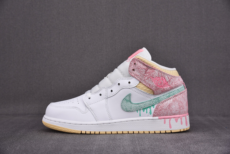 Air Jordan 1 Mid SE GS 