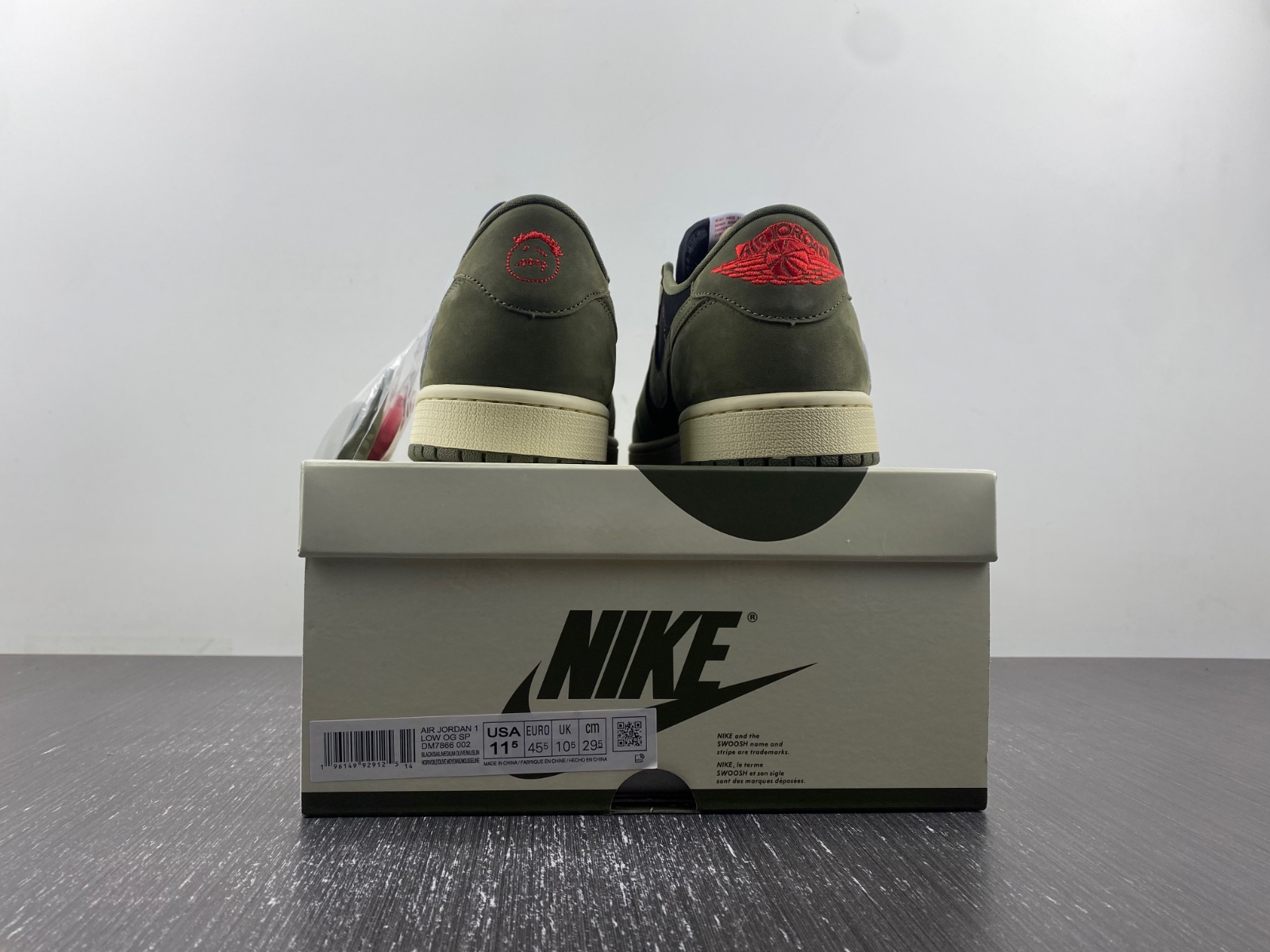 TRAVIS SCOTT X AIR JORDAN 1 LOW OG SP 