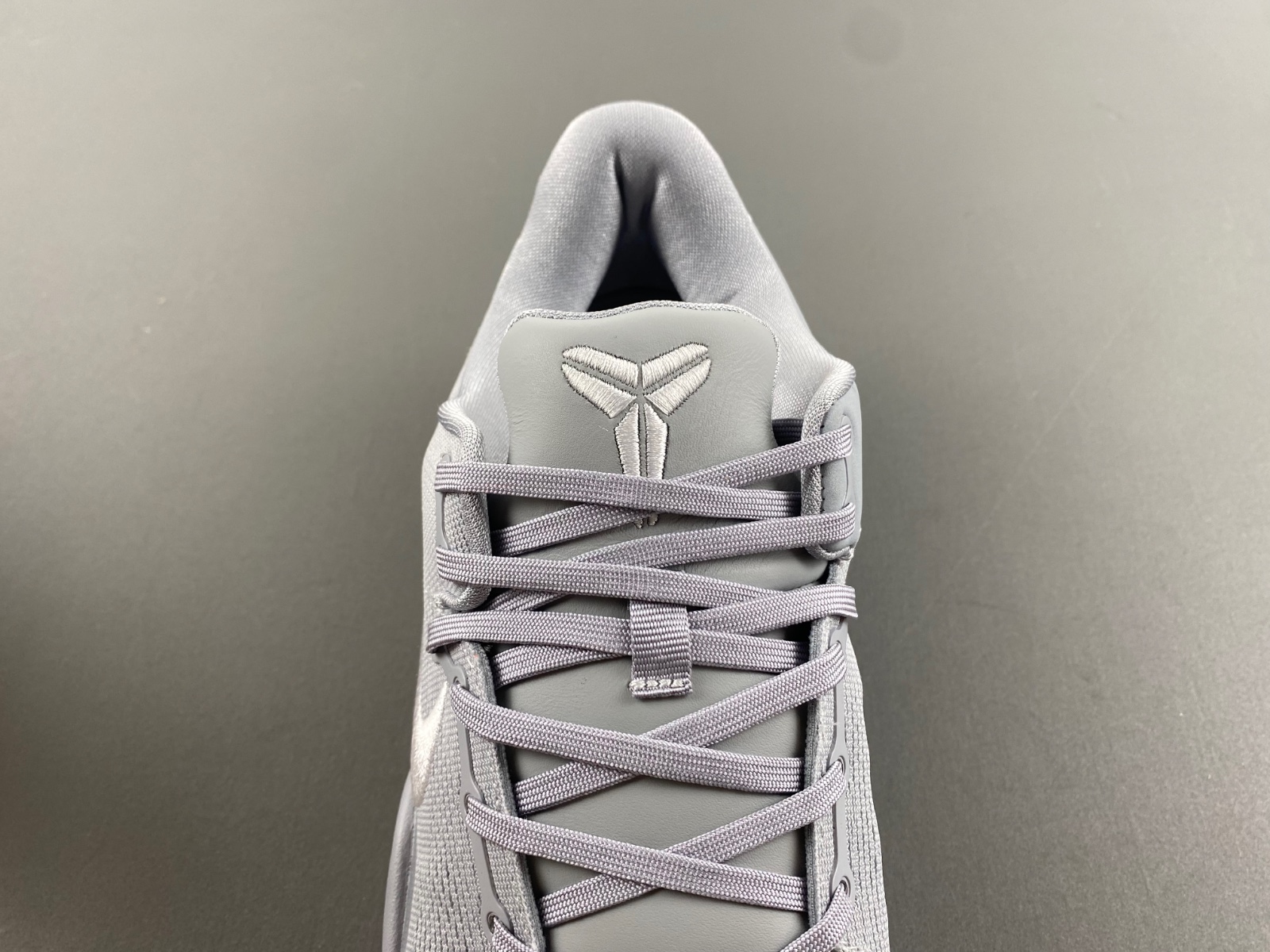 zoom kobe vi ftb kb6  HF9550-002