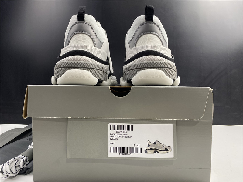 Balenciaga TRIPLE S TRAINER