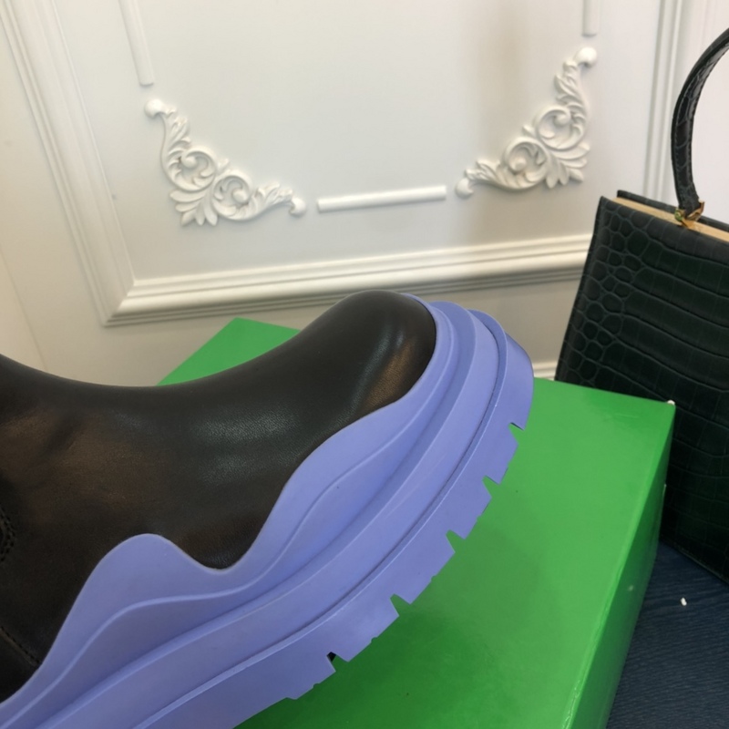 b0tte*a Ven*ta tire leather ankle boots