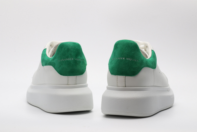 MCQUEEN OVERSIZED SNEAKER
