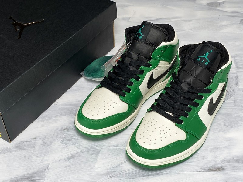 Air Jordan 1 Mid 