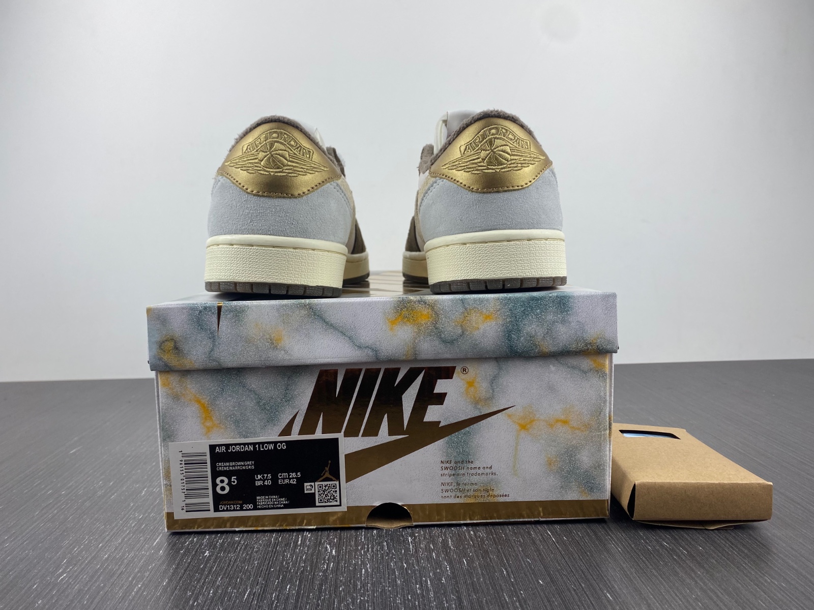 Air Jordan 1 Low "Year of the Rabbit" DV1312-200