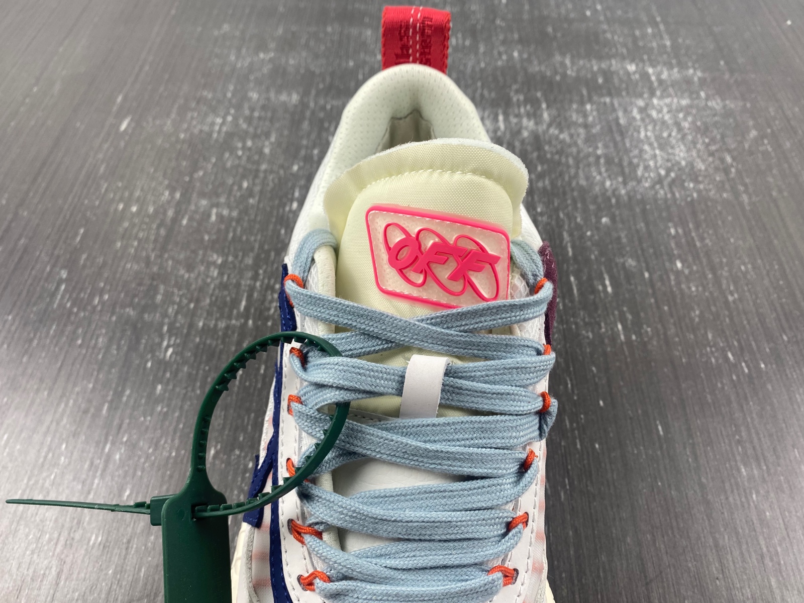 OW C/O ODSY-1000 SNEAKERS