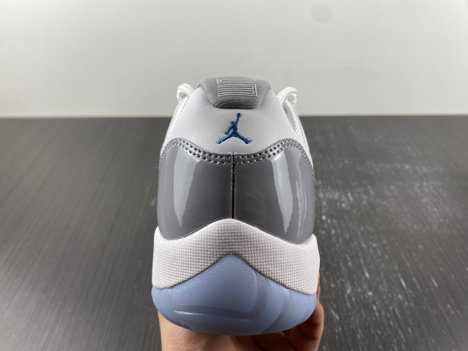 Air Jordan 11 Retro Low 