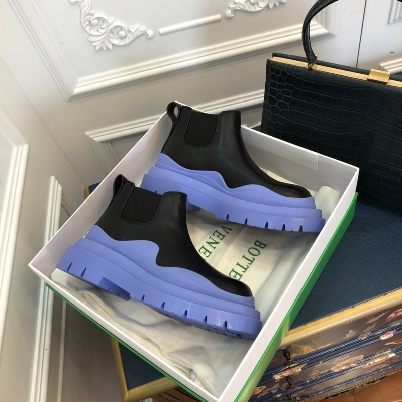 b0tte*a Ven*ta tire leather ankle boots