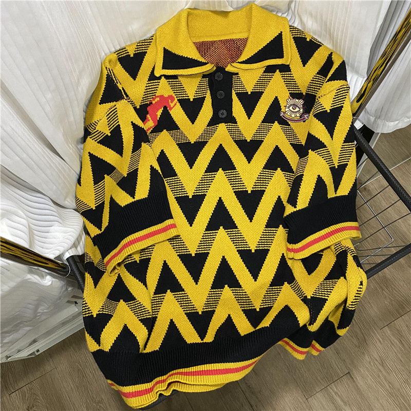 House of errors sweater  MAO-3