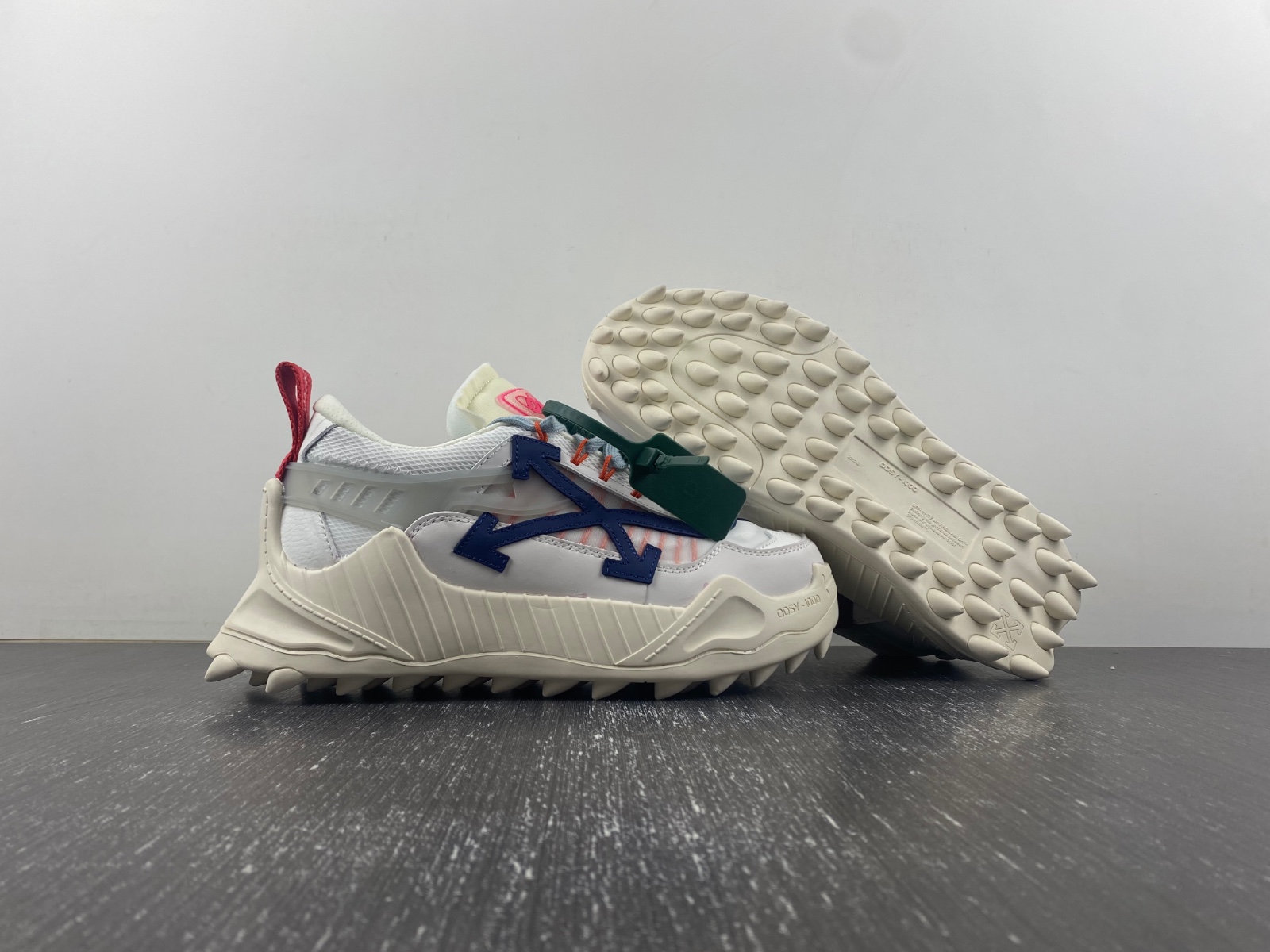 OW C/O ODSY-1000 SNEAKERS