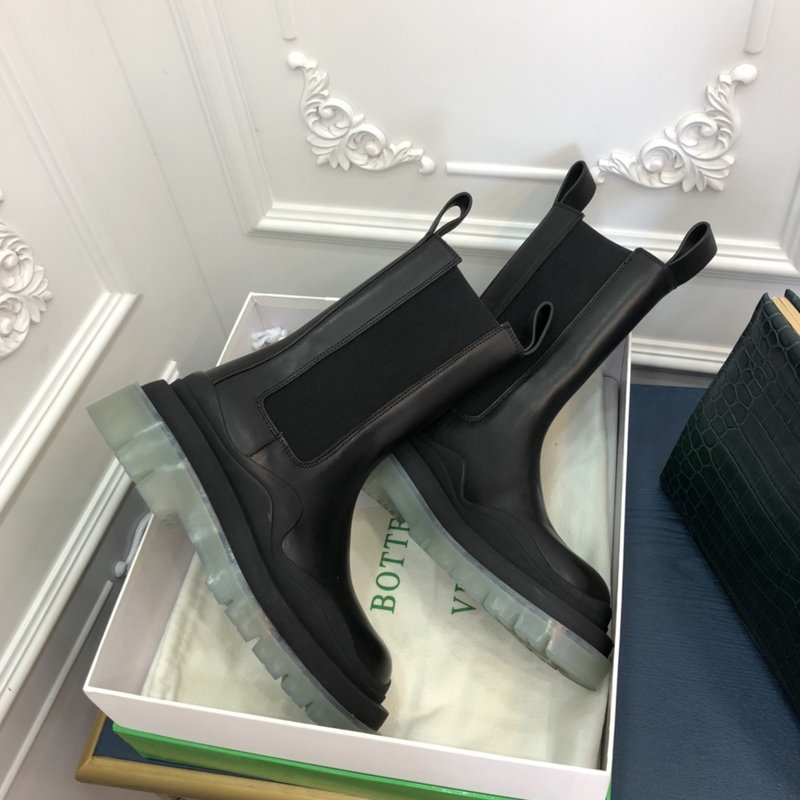 b0tte*a Ven*ta tire leather ankle boots
