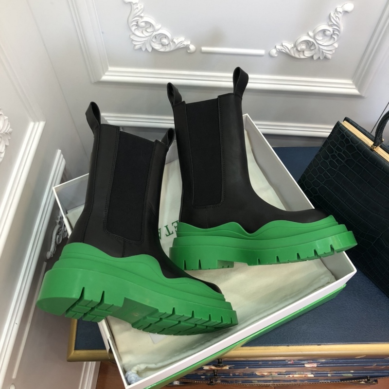 b0tte*a Ven*ta tire leather ankle boots